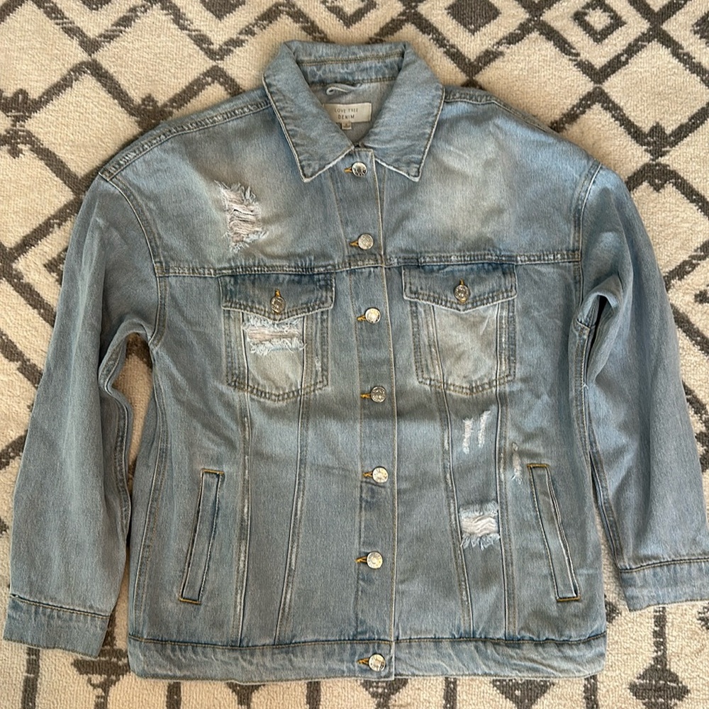 New Love Tree Oversized Jean Jacket Sz S Color Light Wash Denim